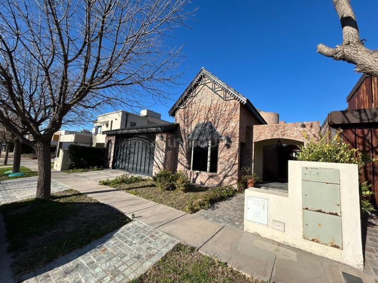 Casa en Venta en Lujan de Cuyo, Mendoza