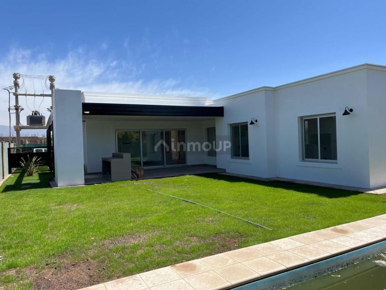 Casa en Alquiler en Lujan de Cuyo, Mendoza