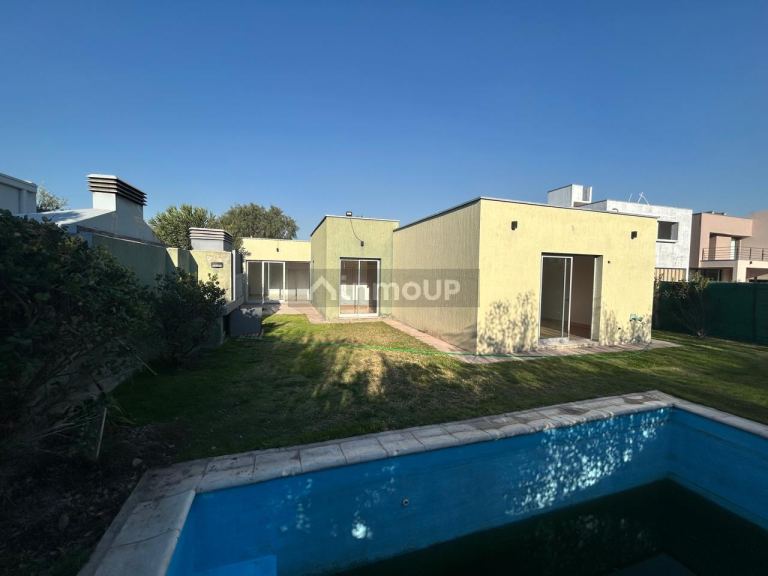 Casa en Venta en Maipu, Mendoza