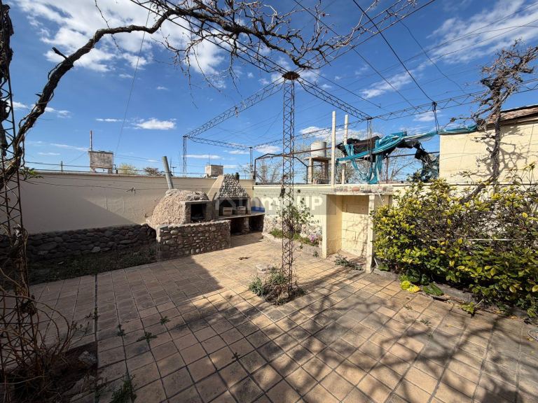 Casa en Venta en Las Heras, Mendoza