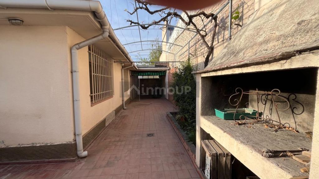 Casa en Venta en Godoy Cruz, Mendoza - USD 94.000 | Inmoup - 17