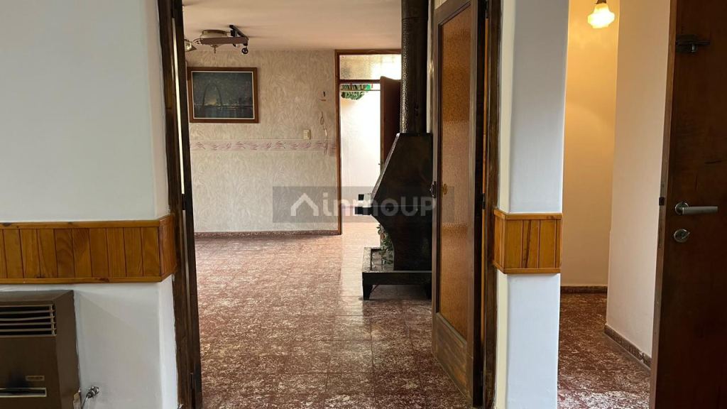 Casa en Venta en Godoy Cruz, Mendoza - USD 94.000 | Inmoup - 11