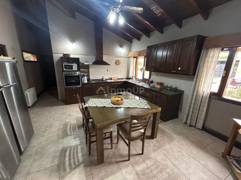 Casa en Venta en Guaymallen, Mendoza