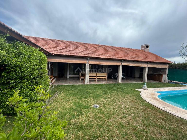 Casa en Venta en Guaymallen, Mendoza