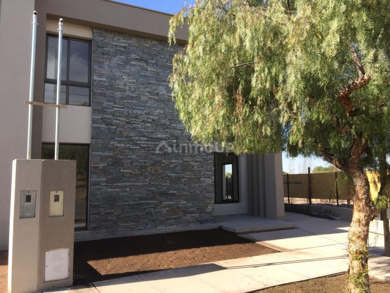 Casa en Venta en Capital, Mendoza