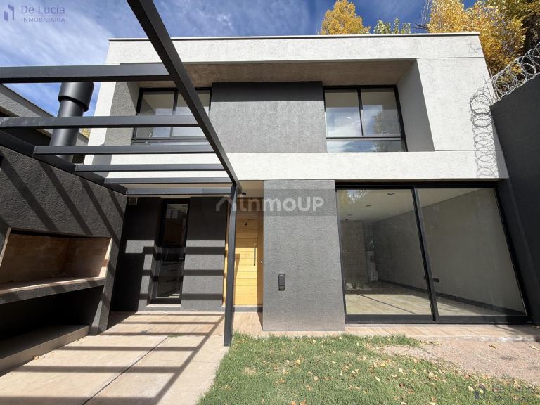 Casa en Venta en Lujan de Cuyo, Mendoza - USD 245.000 | Inmoup - 14