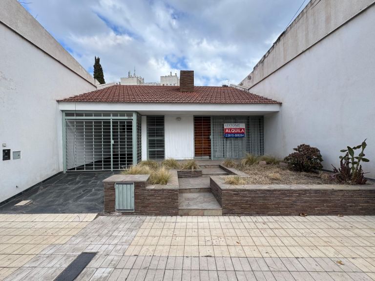 Casa en Alquiler en Capital, Mendoza