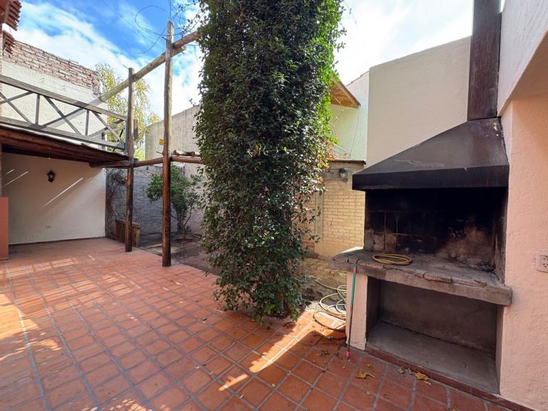 Casa en Venta en Guaymallen, Mendoza
