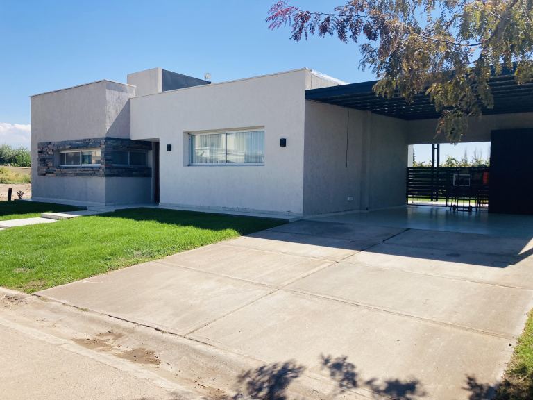 Casa en Venta en Maipu, Mendoza