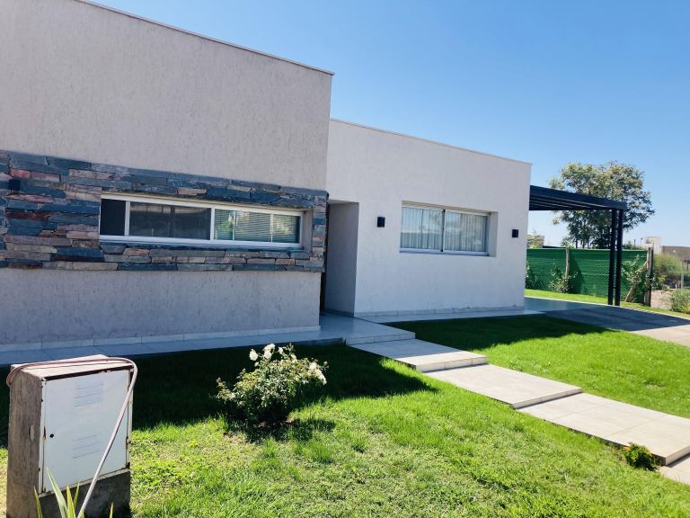 Casa en Venta en Maipu, Mendoza