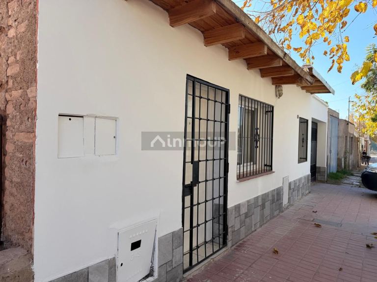 Casa en Alquiler en Godoy Cruz, Mendoza