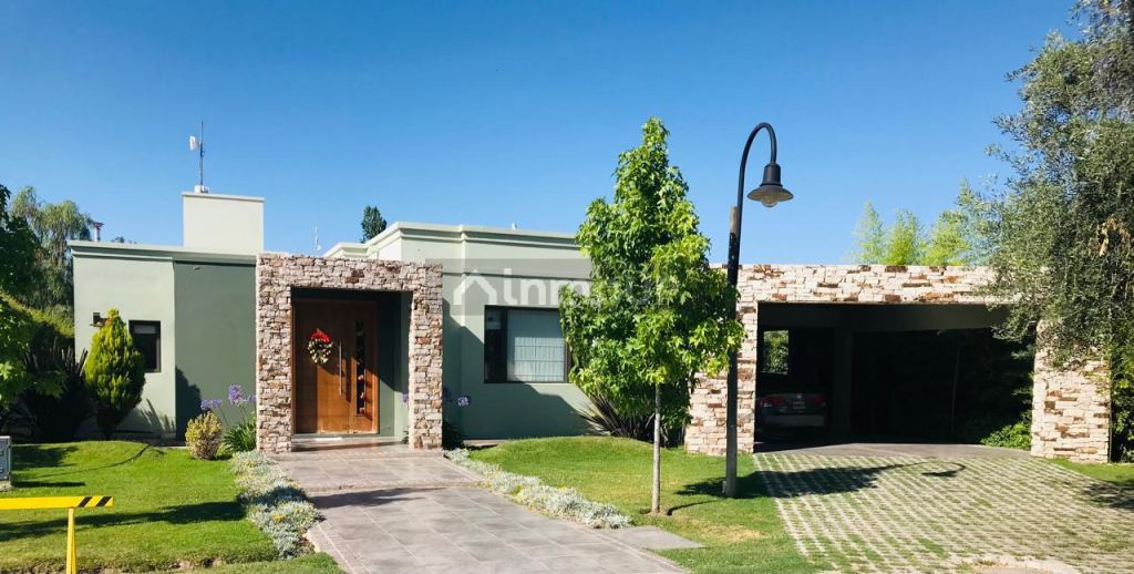 Casa en Alquiler en Maipu, Mendoza