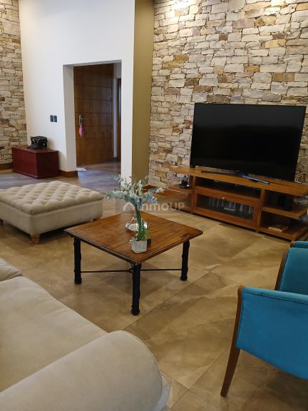 Casa en Alquiler en Maipu, Mendoza