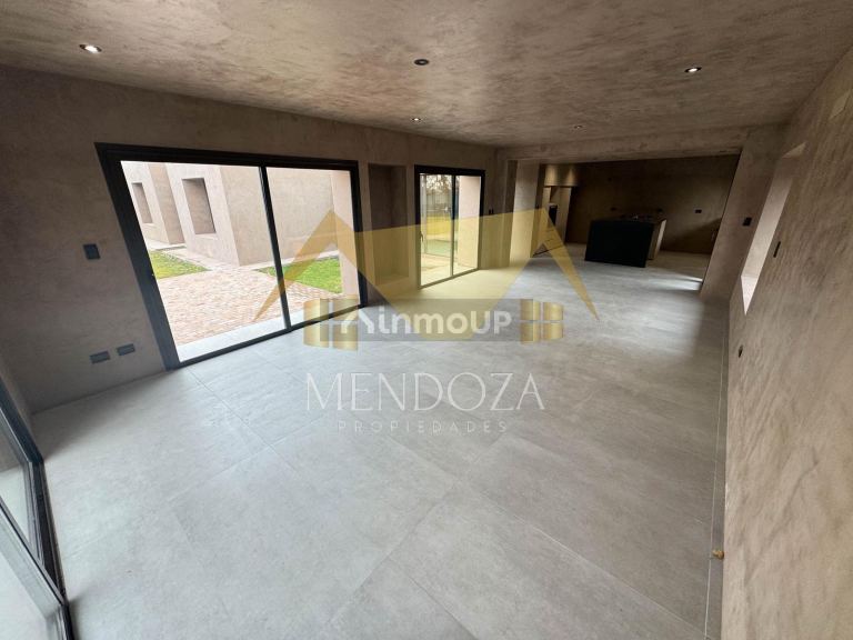 Casa en Venta en Maipu, Mendoza