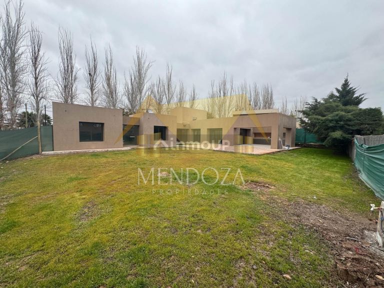 Casa en Venta en Maipu, Mendoza