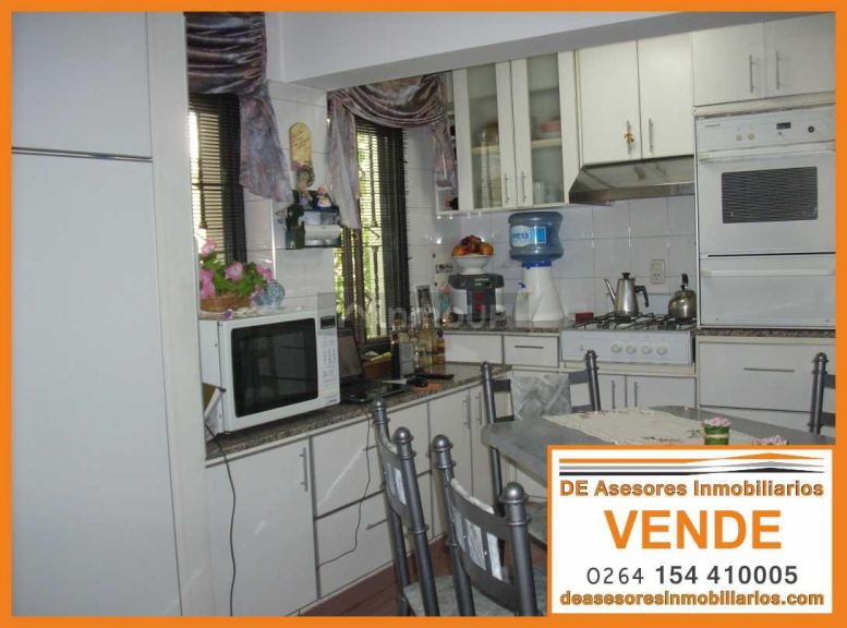 Duplex en Venta en Capital, San Juan