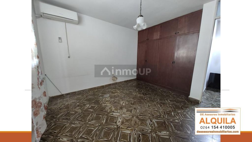 Casa en Alquiler en Capital, San Juan