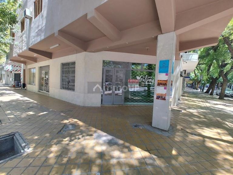 Local Comercial en Alquiler en Capital, San Juan