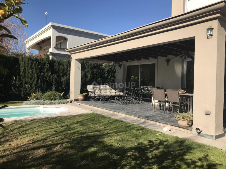 Casa en Venta en Guaymallen, Mendoza