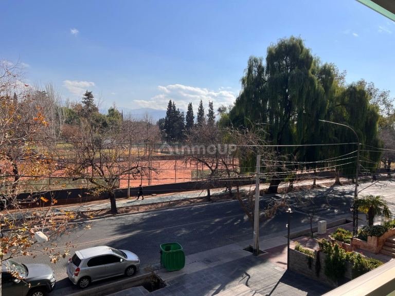 Departamento en Alquiler en Capital, Mendoza