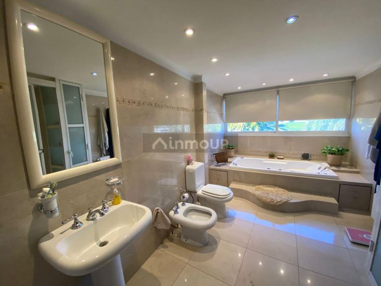 Casa en Venta en Guaymallen, Mendoza