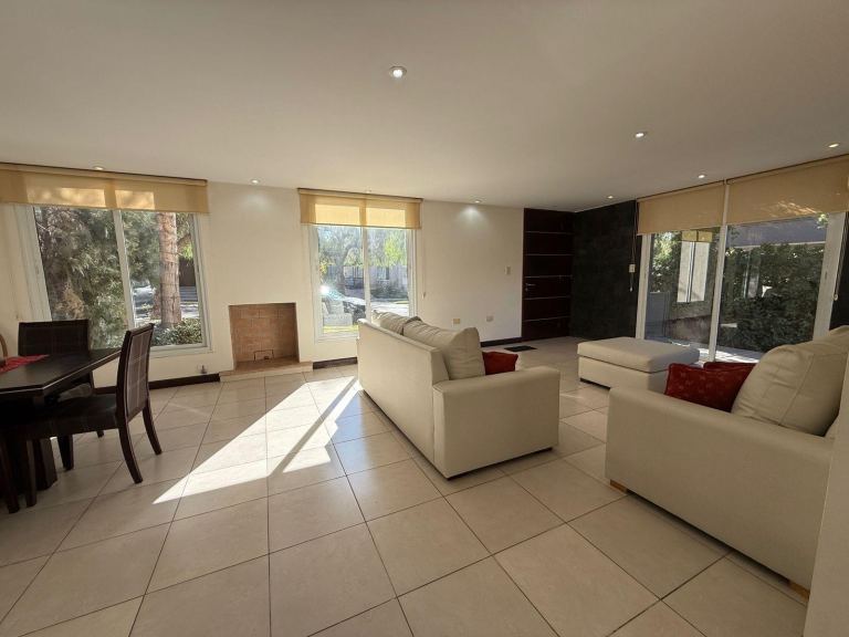 Casa en Venta en Las Heras, Mendoza