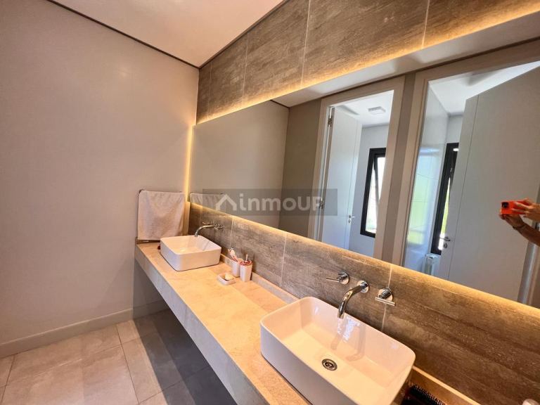 Casa en Venta en Las Heras, Mendoza