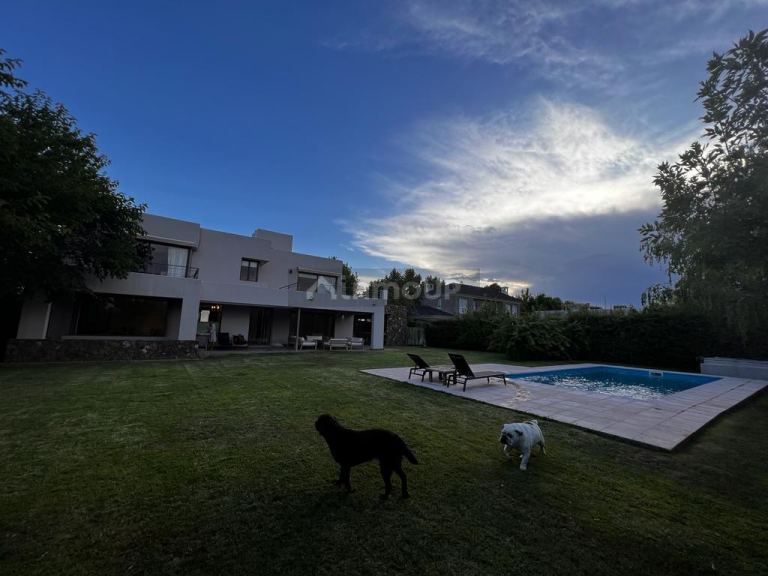 Casa en Venta en Lujan de Cuyo, Mendoza
