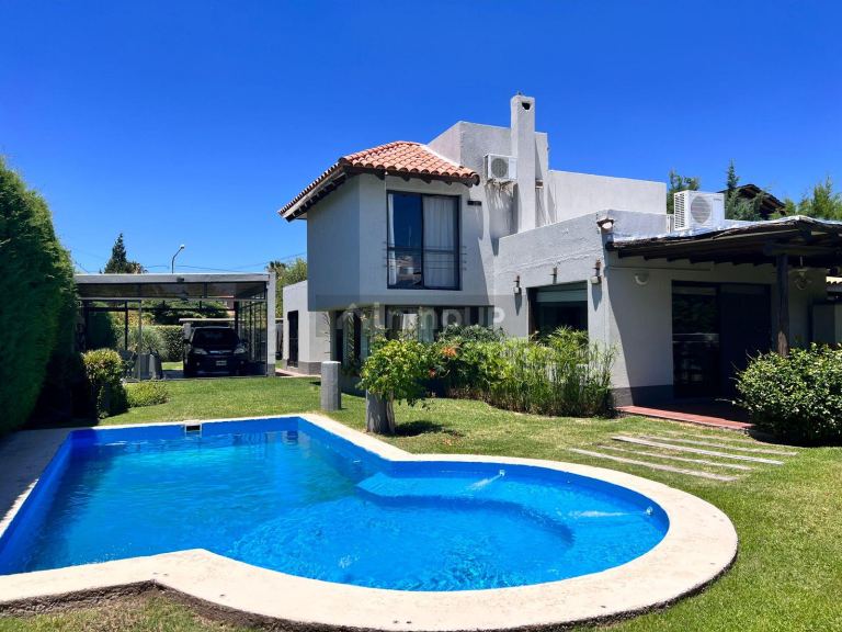 Casa en Venta en Lujan de Cuyo, Mendoza