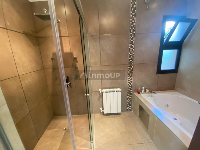 Casa en Venta en Capital, Mendoza