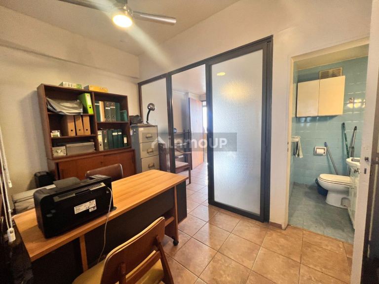 Oficina en Venta en Capital, Mendoza
