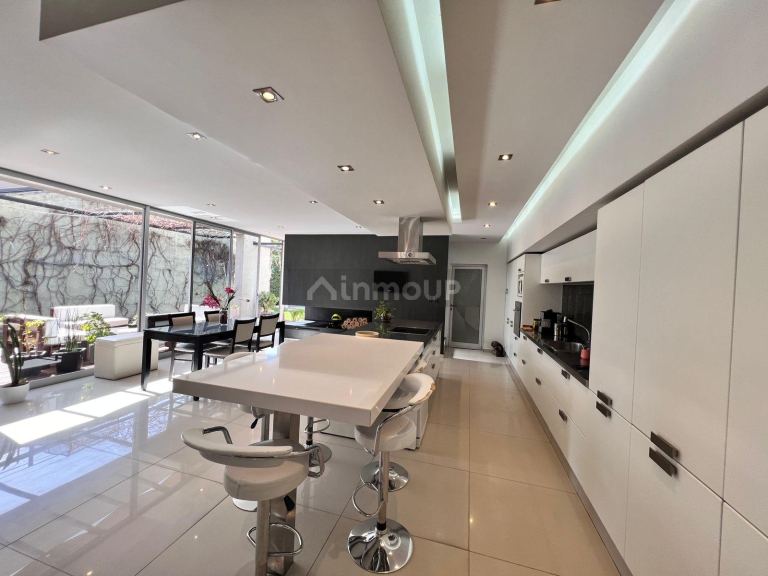 Casa en Venta en Guaymallen, Mendoza