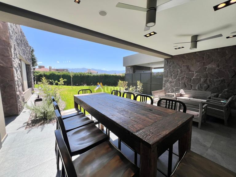 Casa en Venta en Lujan de Cuyo, Mendoza