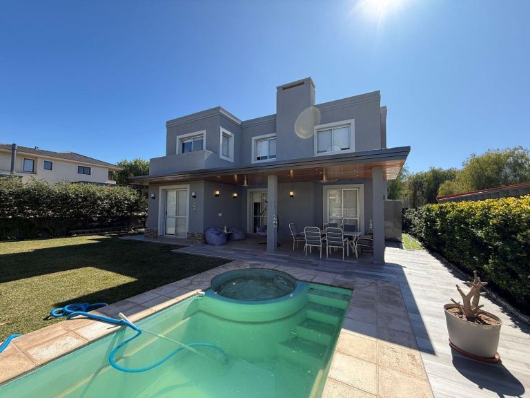 Casa en Venta en Capital, Mendoza