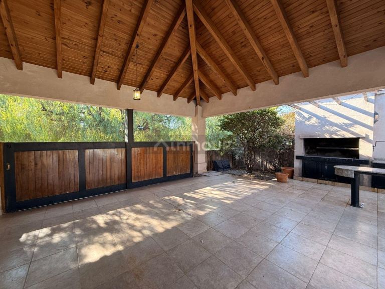 Casa en Alquiler en Capital, Mendoza