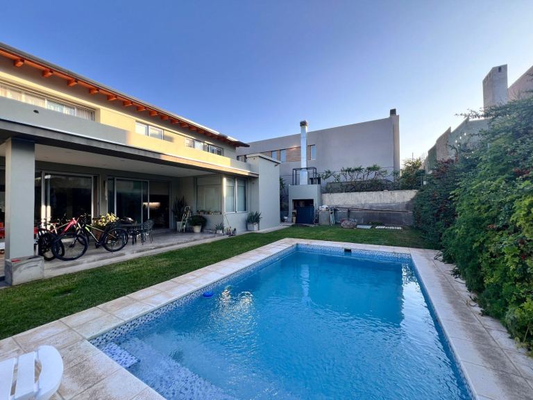 Casa en Alquiler en Capital, Mendoza