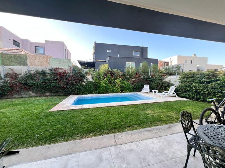 Casa en Alquiler en Capital, Mendoza