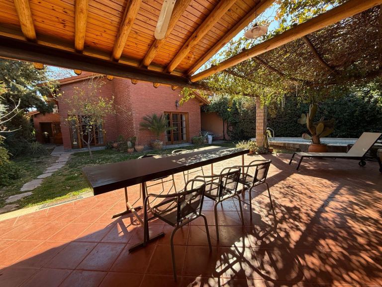 Casa en Venta en Godoy Cruz, Mendoza