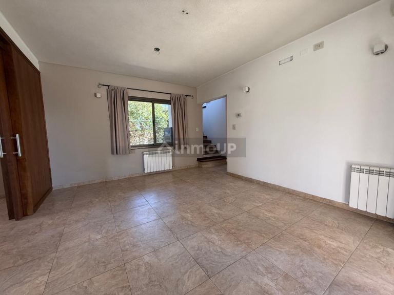 Casa en Alquiler en Maipu, Mendoza