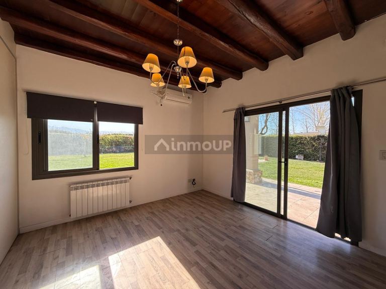 Casa en Alquiler en Maipu, Mendoza