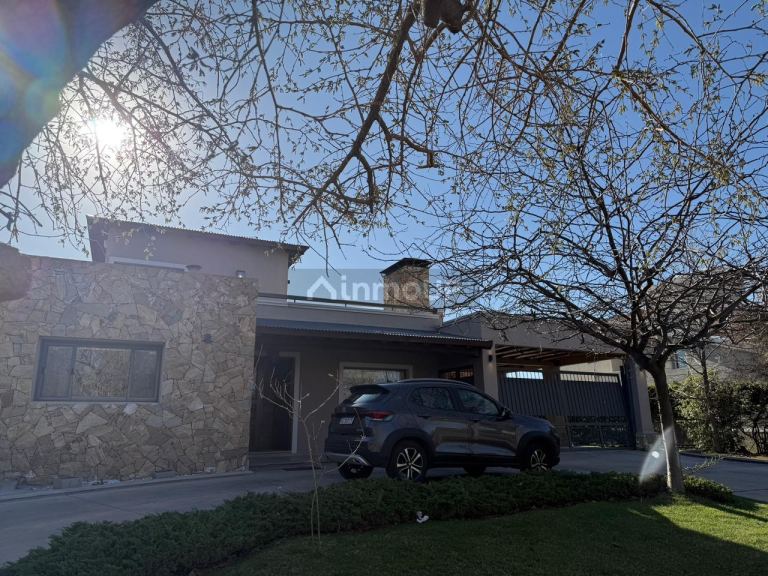 Casa en Alquiler en Maipu, Mendoza