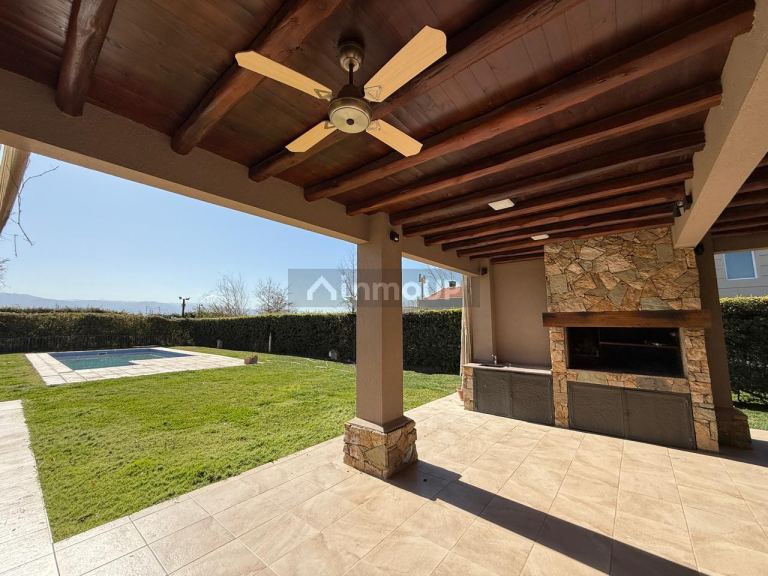 Casa en Alquiler en Maipu, Mendoza