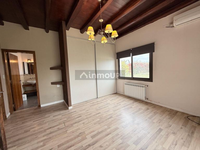 Casa en Alquiler en Maipu, Mendoza