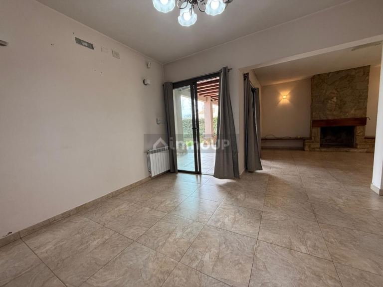 Casa en Alquiler en Maipu, Mendoza