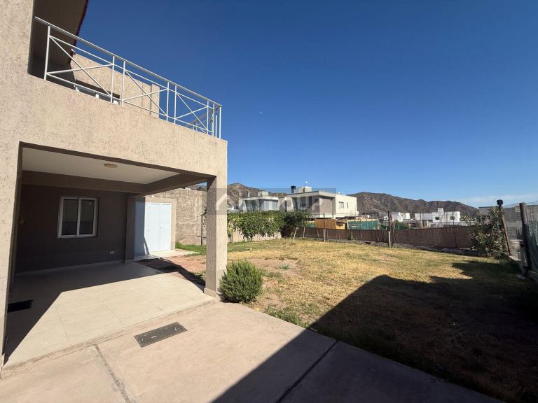 Casa en Venta en Las Heras, Mendoza