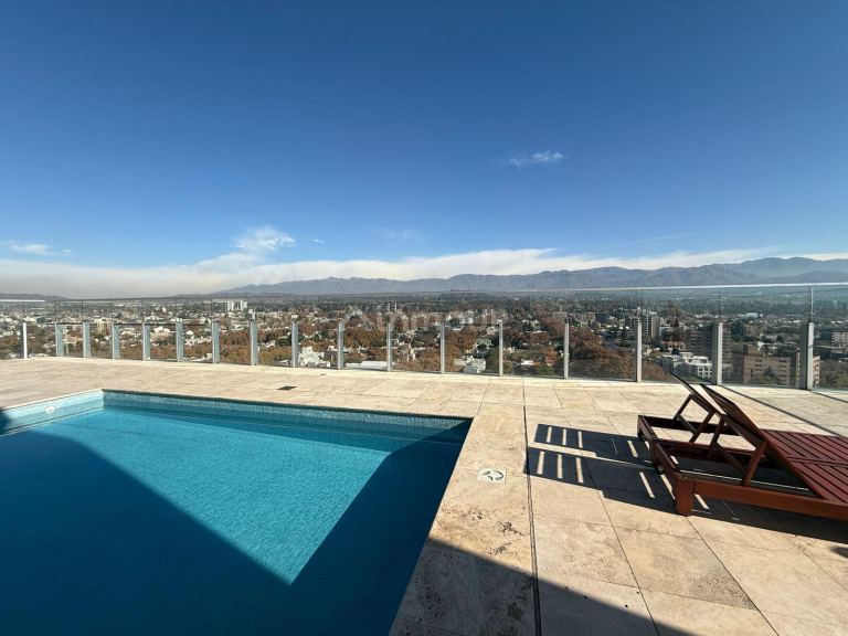 Departamento en Alquiler en Capital, Mendoza