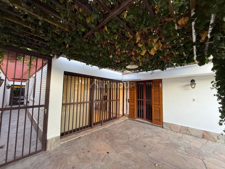 Casa en Venta en Las Heras, Mendoza