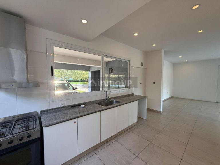 Casa en Alquiler en Guaymallen, Mendoza