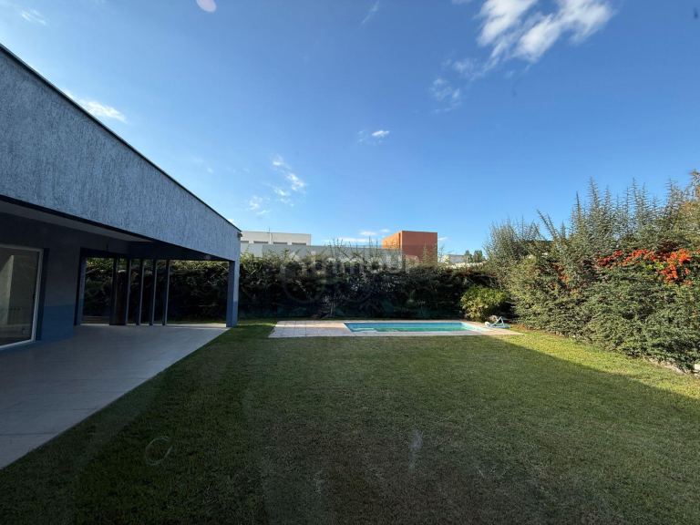 Casa en Alquiler en Guaymallen, Mendoza