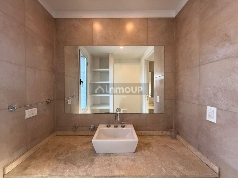 Casa en Alquiler en Guaymallen, Mendoza